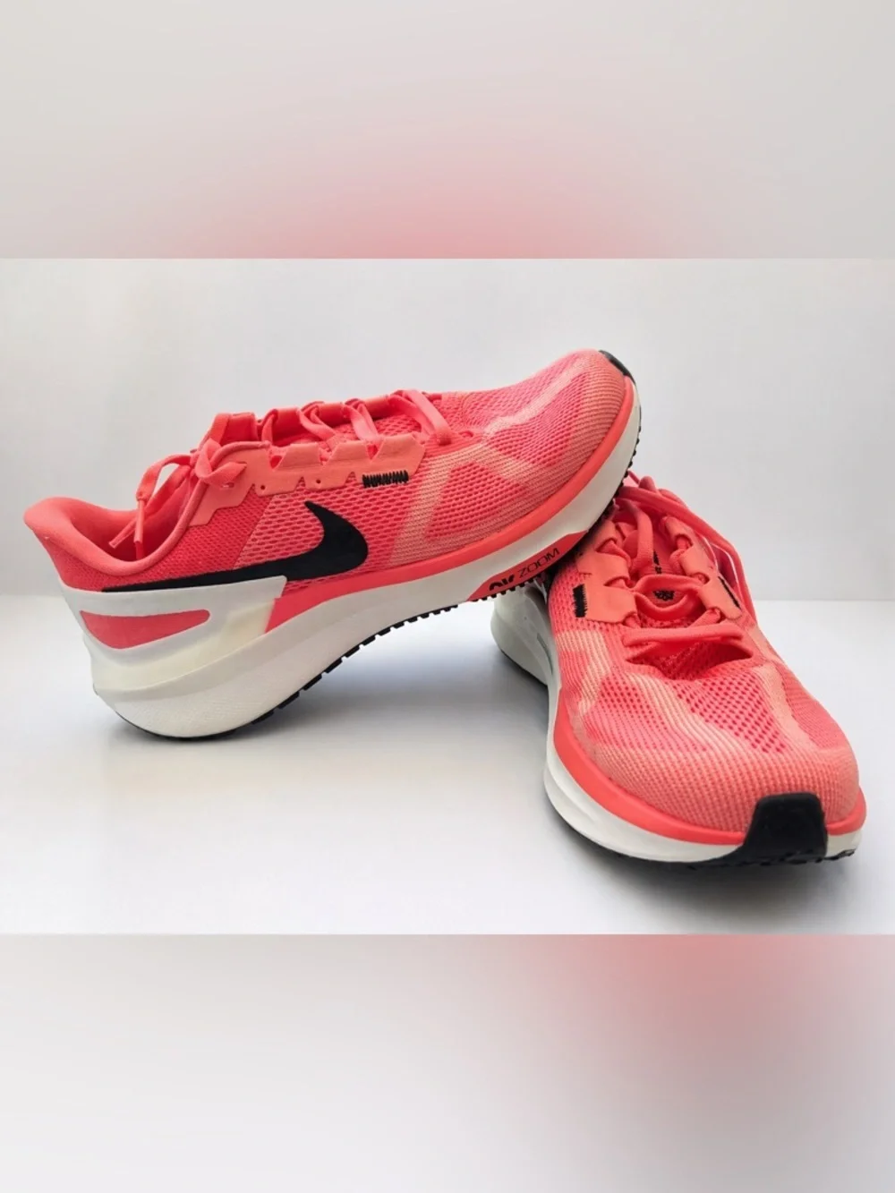 Nike Air zoom running shoes, women size 9, athletic sneakers - New without tag